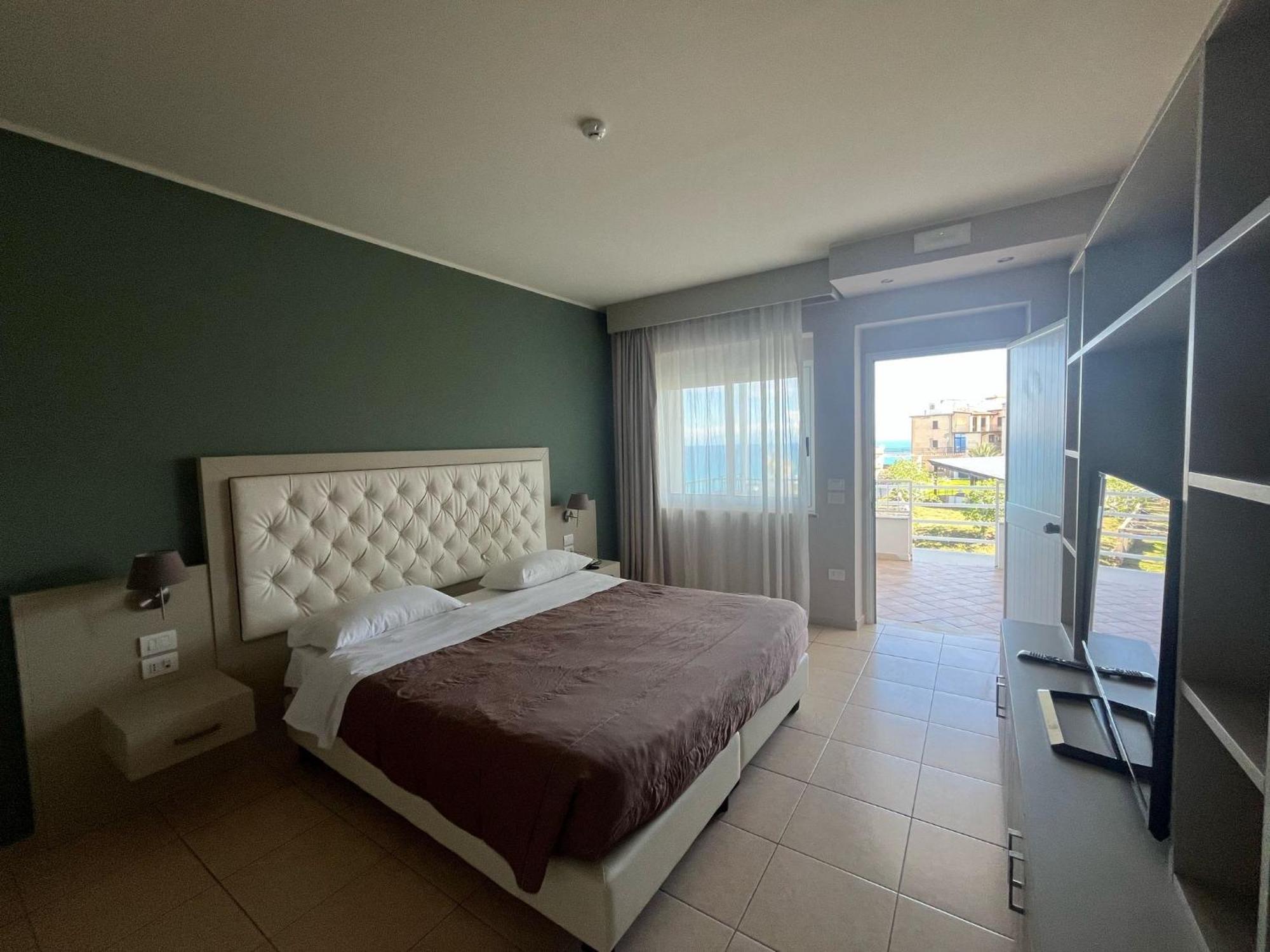 Mediterranean Boutique Hotel Tropea Ngoại thất bức ảnh
